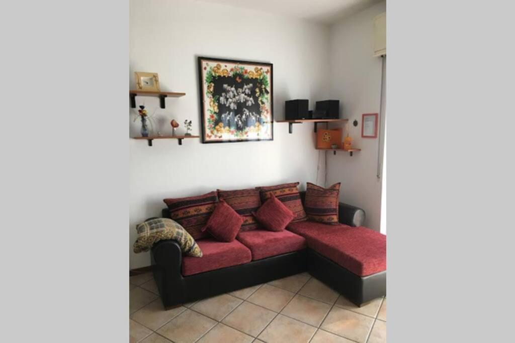 La Casa Di Lory Apartment บรูนาเต ภายนอก รูปภาพ
